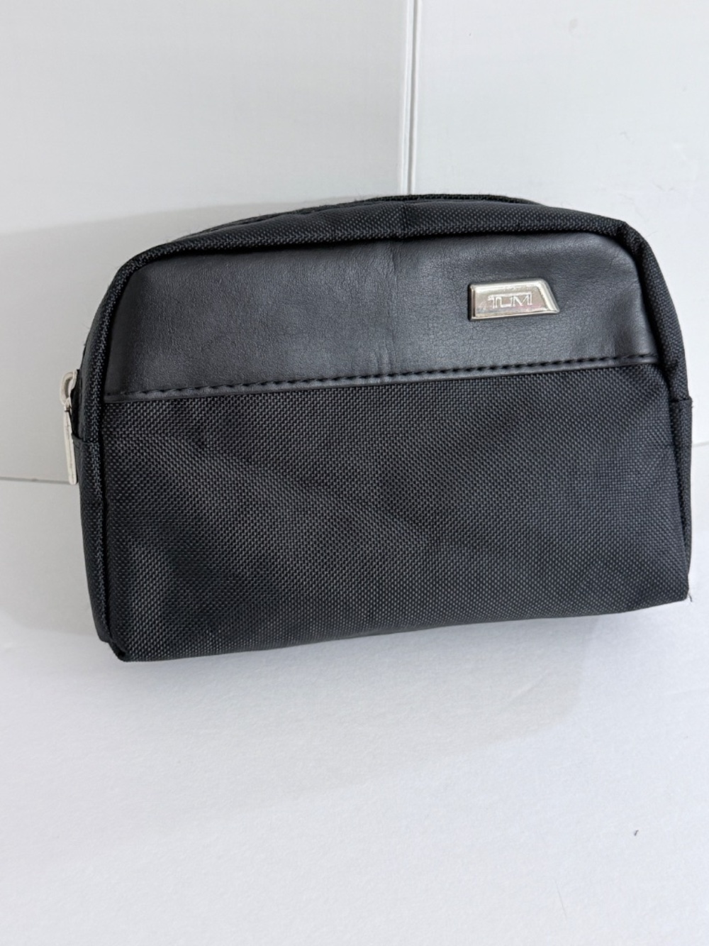 Tumi Toiletry Zipper Pouch Black